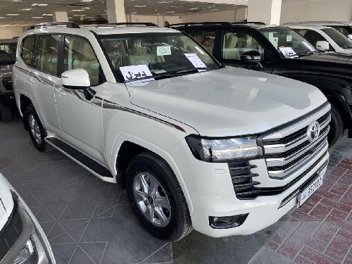 Toyota Land Cruiser GXR Diesel V6