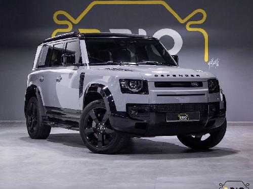لاند روفر Defender 110 SE