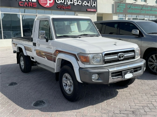 تويوتا LX (شاص) 