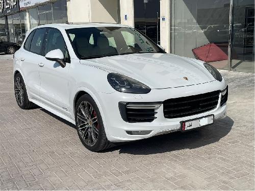 Porsche Cayenne GTS