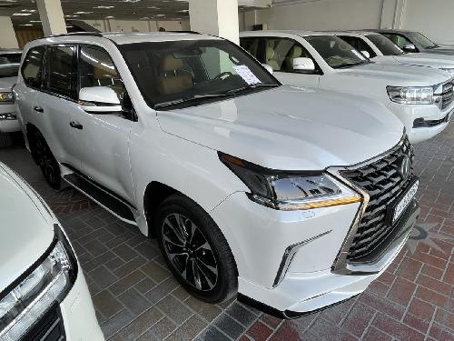 Lexus LX 570 S Black Edition