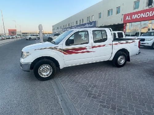 نيسان نافارا 