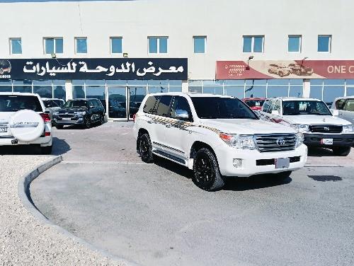 تويوتا لاند كروزر في اكس ار