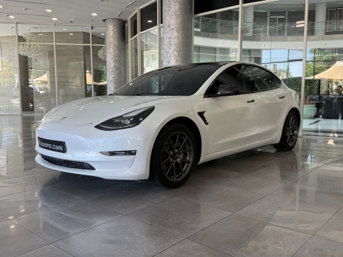 Tesla موديل 3  2023