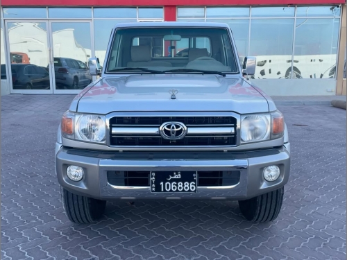 Toyota LX   2009