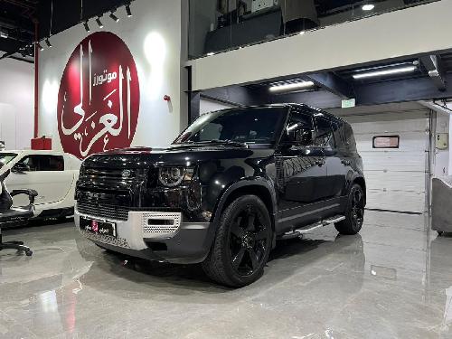 لاند روفر Defender ١١٠ اتش اس اي 