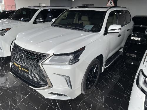 Lexus LX 570 S Black Edition