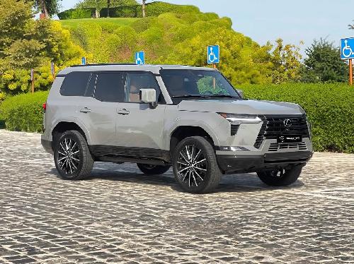 Lexus GX 550