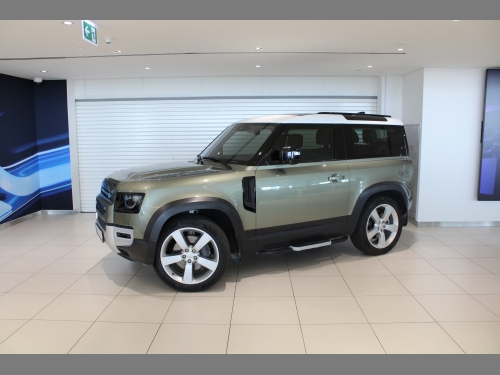 Land Rover... 2022