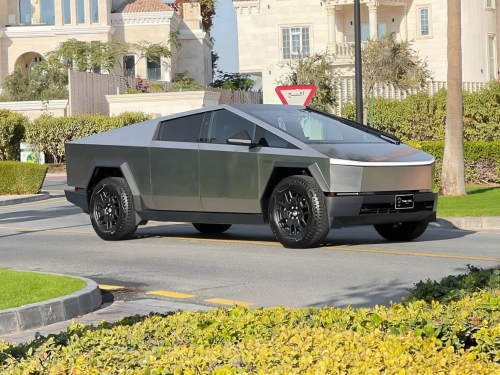 Tesla... 2024
