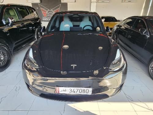 Tesla مودل واي بيرفورمانس 
