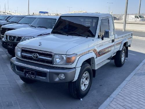 Toyota LX  