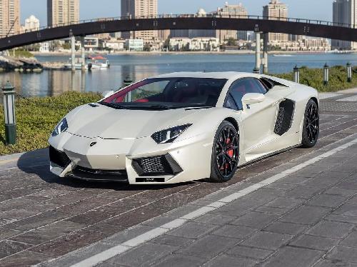Lamborghini Aventador 