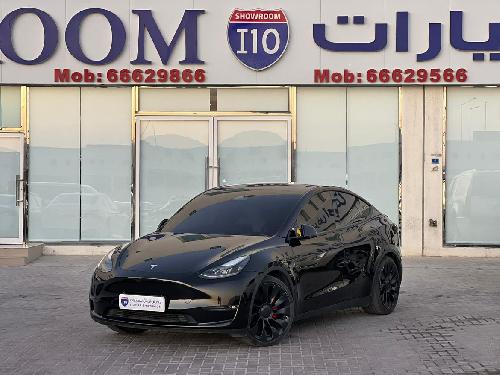 Tesla راودستار 