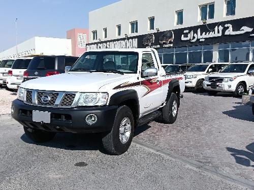نيسان بيك أب 