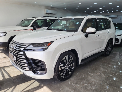 Lexus LX 600... 2025