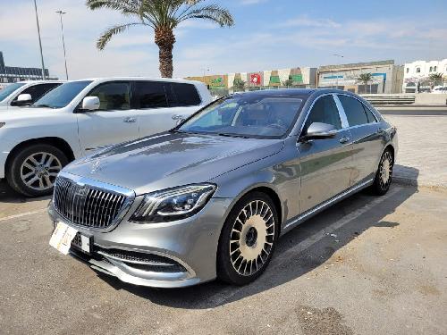 مرسيدس بنز S-Class Sedan 400