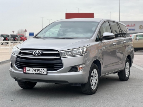 تويوتا إنوفا  2019