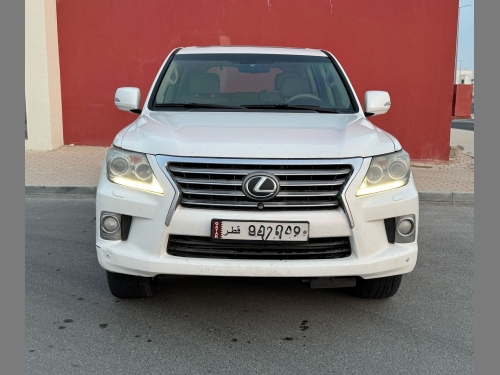Lexus LX 570 2013
