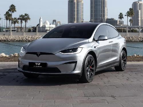 Tesla Model X 