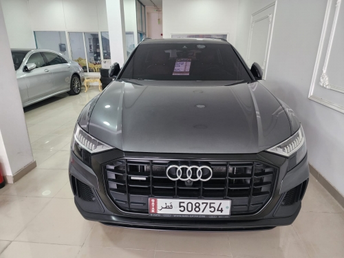 Audi Q8  2022