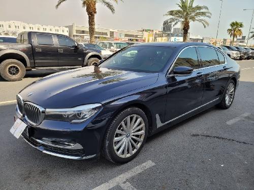 بي أم دبليو الفئة السابعة 730 ال اي