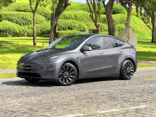 Tesla مودل واي... 2022
