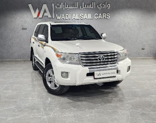 تويوتا لاند كروزر في اكس ار