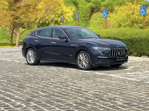Maserati Levante  2021