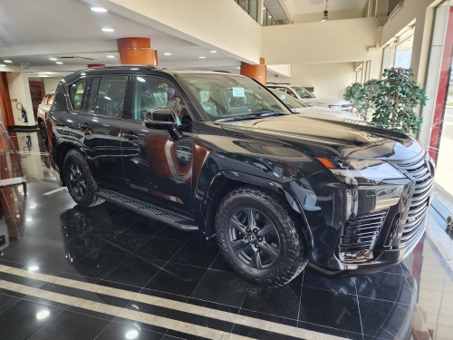 Lexus LX 600... 2025