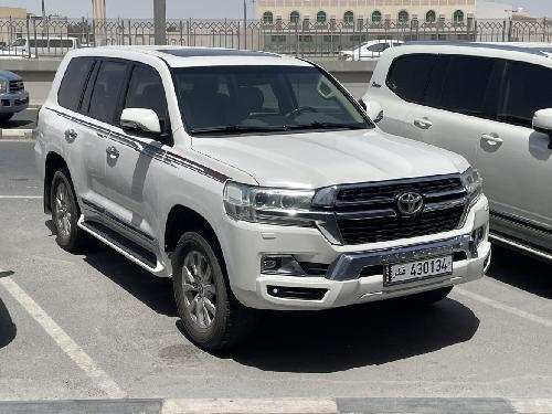 تويوتا لاند كروزر جي اكس.ار