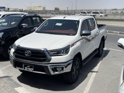 Toyota Hilux  2024