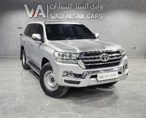 تويوتا لاند كروزر جي اكس.ار