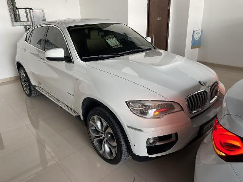 بي أم دبليو الفئة اكس X6