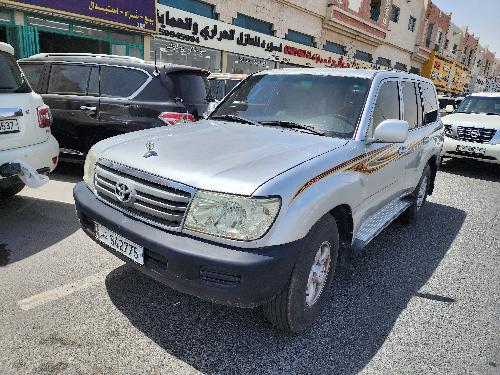 تويوتا لاند كروزر جي اكس