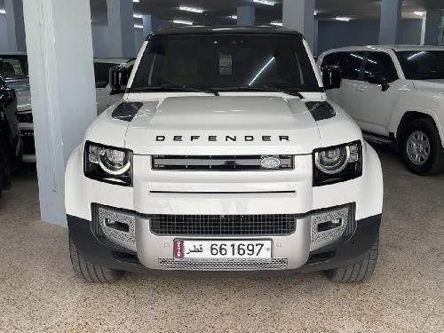 لاند روفر Defender ١١٠ اتش اس اي 