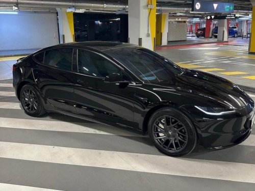 Tesla موديل 3  2024