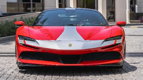 فيراري SF90 Stradale assetto Fiorano 