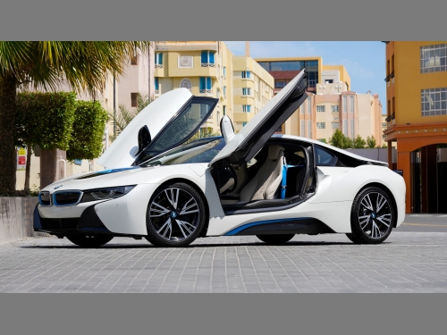 BMW i-Series 8 2016