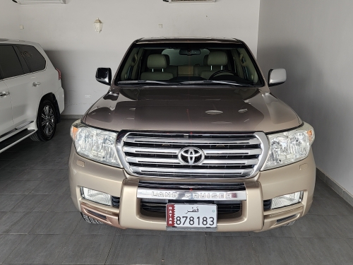 Toyota Land... 2010