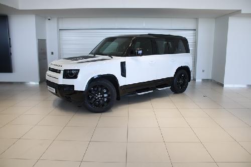 لاند روفر Defender 110