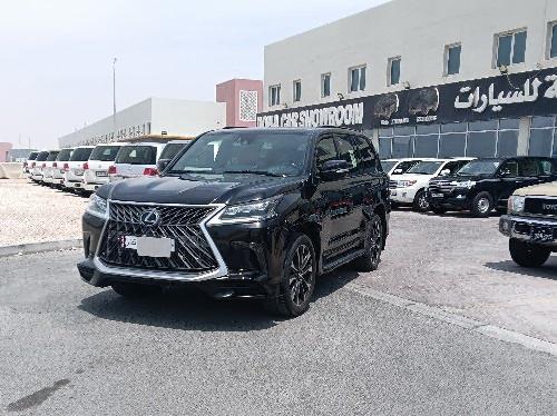 Lexus LX 570 S Black Edition