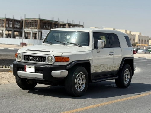 Toyota FJ Cruiser  2013