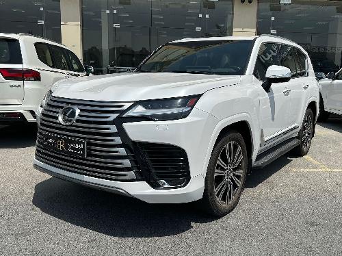 Lexus LX 600