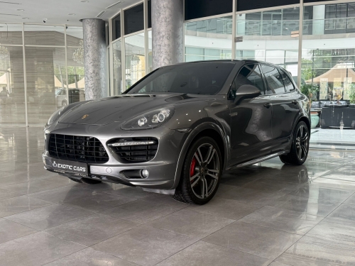 Porsche Cayenne GTS 2013
