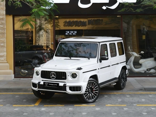 Mercedes-Benz... 2025
