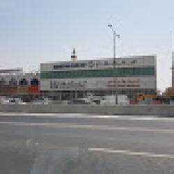منتجات العناية بالسيارات واكسسواراتها
