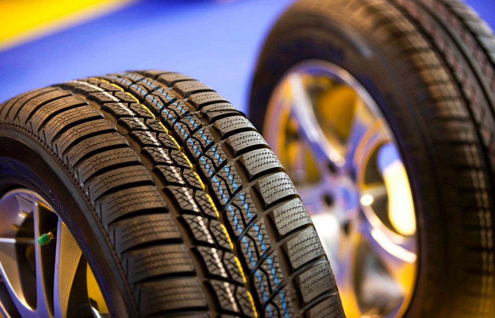 Filling car tires with water rather than air